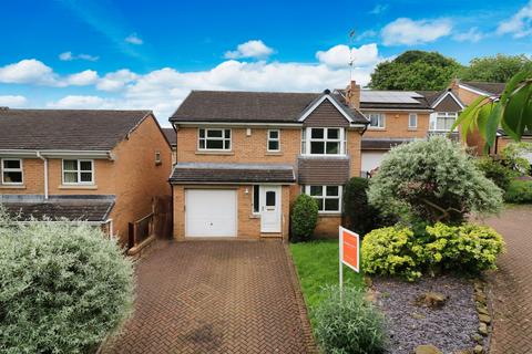 4 bedroom detached house for sale, Cavalier Drive, Apperley Bridge, Bradford, West Yorkshire, BD10