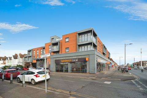 2 bedroom flat for sale, Southchurch Road, Southend-on-sea, SS1