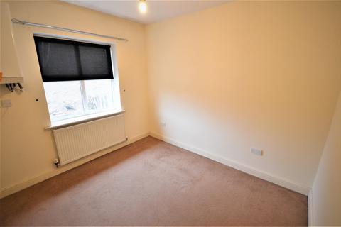 2 bedroom flat to rent, Wordsworth Court, Sheffield, South Yorkshire, UK, S5