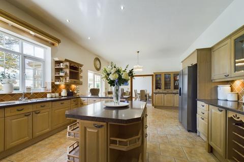 5 bedroom detached house for sale, Hillock Lane, Gresford, LL12