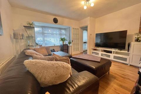 3 bedroom semi-detached house for sale, Rayford Drive, West Bromwich, West Midlands, B71 3QN