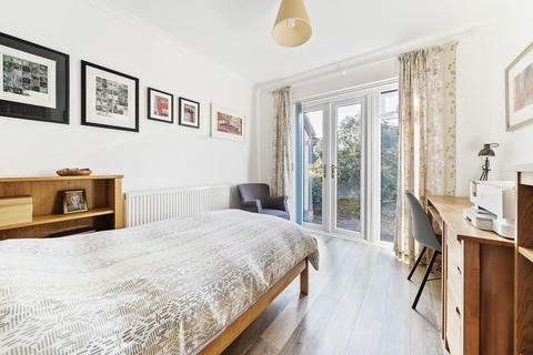 3 Paray Drive, Wells, BA5 3HW