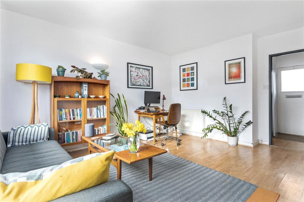 Streatham Hill, London, SW2 1 bed apartment for sale £299,995