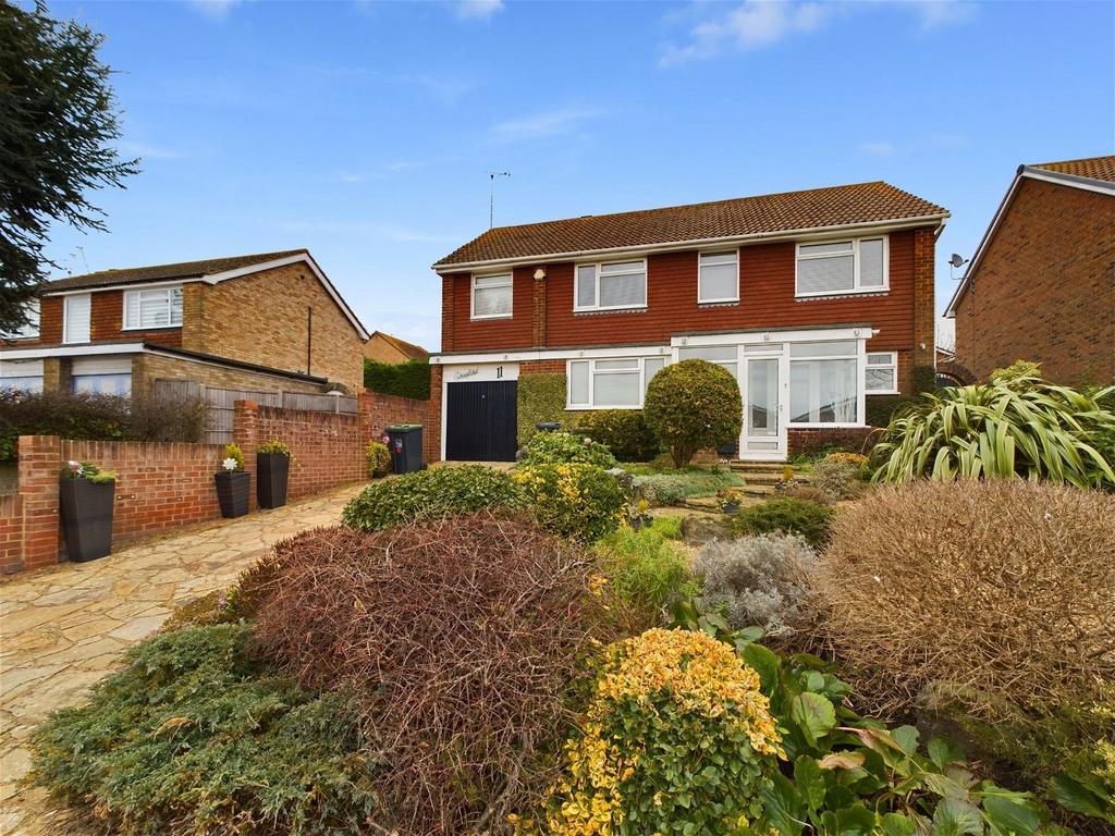 Welland Road, Worthing BN13 4 bed detached house for sale £550,000