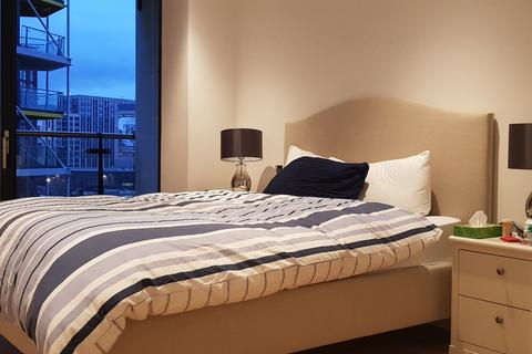 2 bedroom flat for sale, 4 Riverlight Quay, SW11 8AA