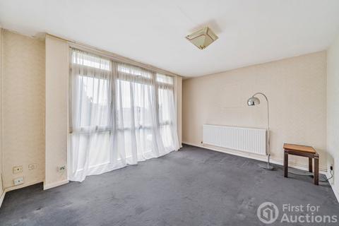 2 bedroom apartment for sale, Manor Court, Weybridge, Surrey