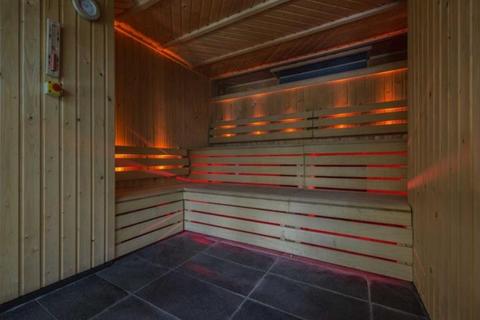 2 bedroom flat for sale, 4 Riverlight Quay, SW11 8AA