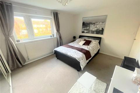 8 James Close, Worcester, WR1 2BG