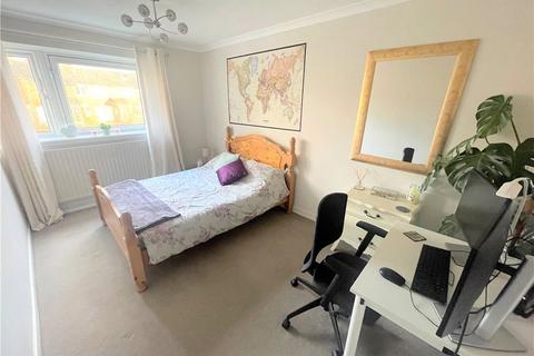 8 James Close, Worcester, WR1 2BG