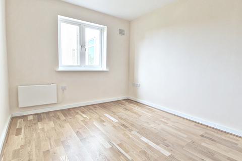 2 bedroom apartment to rent, Ives House, High Wycombe