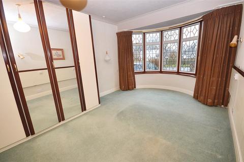 19 Broomfield, Adel, Leeds, LS16 6AE