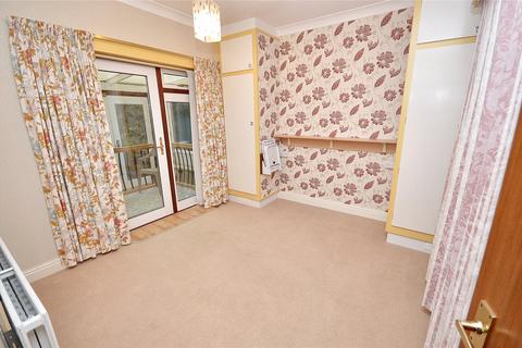 19 Broomfield, Adel, Leeds, LS16 6AE