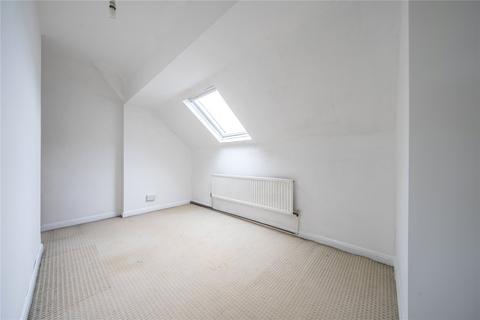 17 Moor Drive, Leeds, LS6 4BY