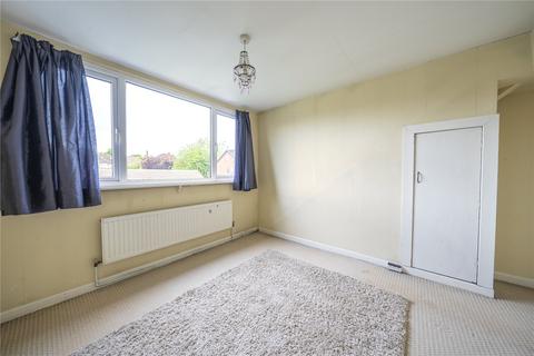 17 Moor Drive, Leeds, LS6 4BY