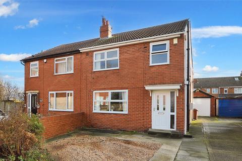 3 bedroom semi-detached house for sale - St Georges Avenue, Rothwell, Leeds