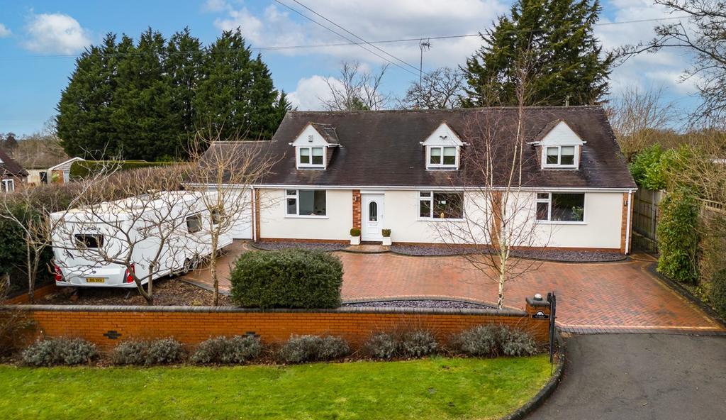 Buckley Green B95 4 bed detached bungalow for sale £800,000