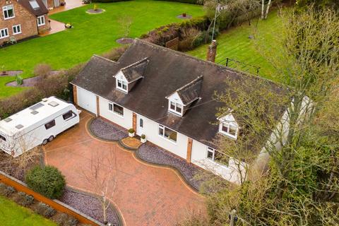 Meadside Buckley Green, Henley-in-arden, B95 5QE