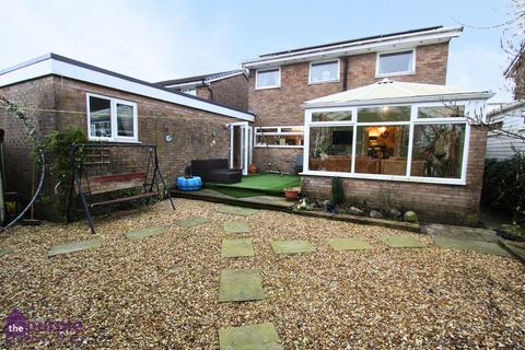5 bedroom detached house for sale, Kiln Field, Bromley Cross, Bolton, BL7
