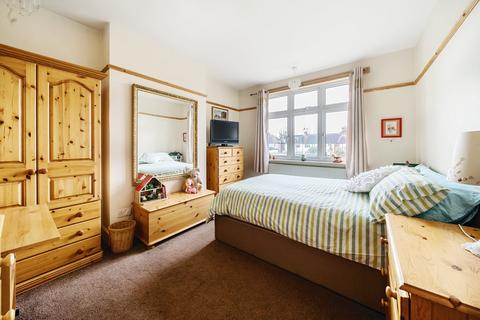 36 Derrick Road, Beckenham, BR3 3QQ