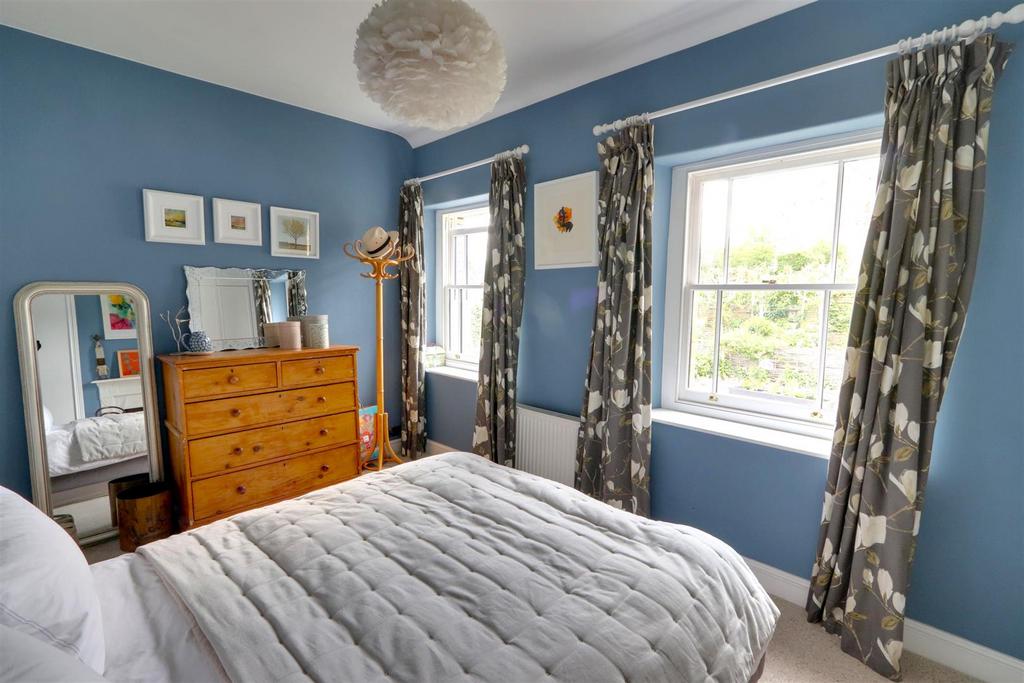 Bedroom One.jpg