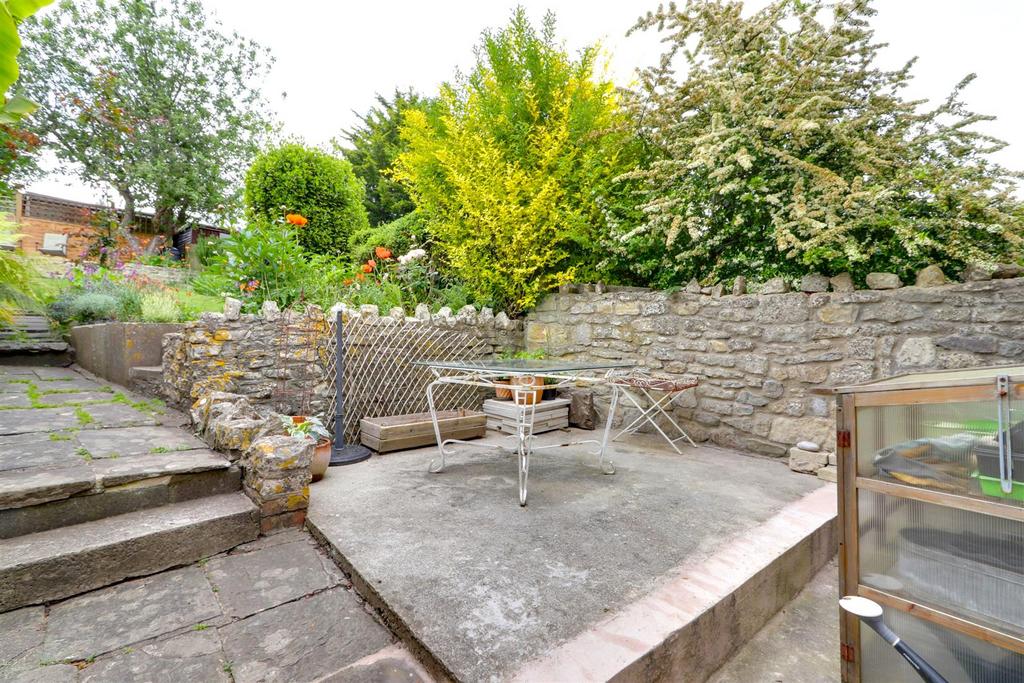 Garden patio.jpg