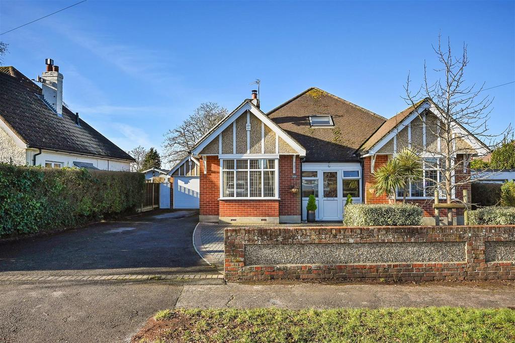 Purbrook, Hampshire 5 bed detached bungalow for sale £675,000