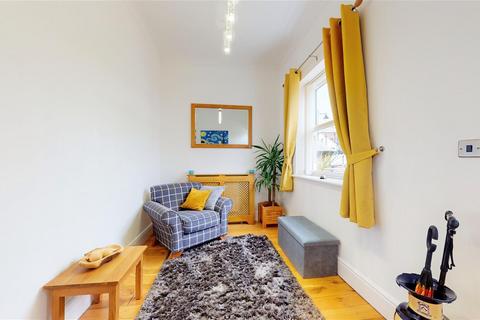 5 bedroom end of terrace house for sale, Albert Road, Penarth CF64