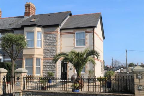 5 bedroom end of terrace house for sale, Albert Road, Penarth CF64