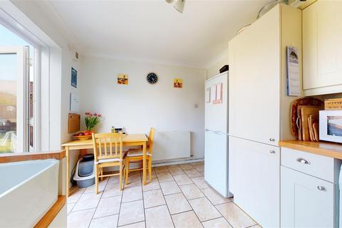 29 Brean Close, Sully, Penarth, CF64 5TS