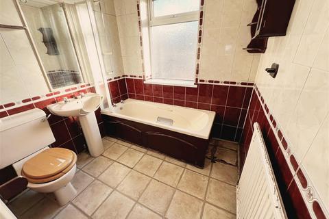 233 Laceby Road, Grimsby, DN34 5DU