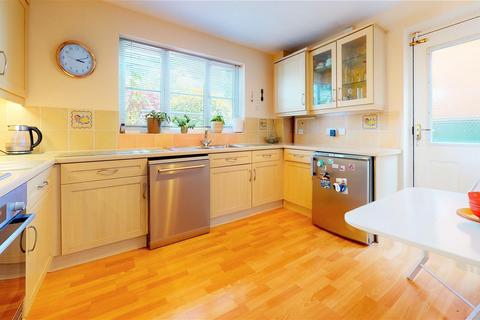 18 Cennin Pedr, Barry, CF63 1DF