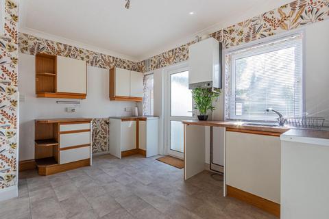 98 Andrew Road, Penarth, CF64 2NU