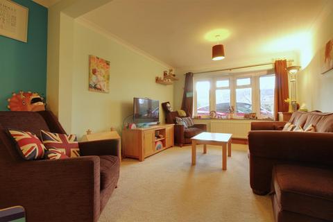 368 Longford Lane, Gloucester, GL2 9BX