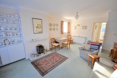 3 bedroom end of terrace house for sale, Grassington Road, Eastbourne