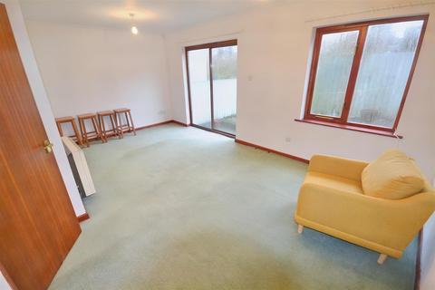 2 bedroom semi-detached house for sale, Queens Court, Narberth