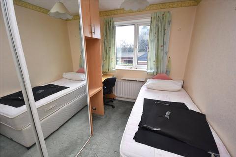 9 Chimes Close, Birmingham, B33 0HJ