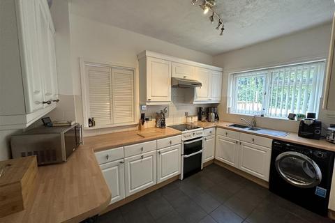 26 Leadale Green, Leyland, PR25 1GQ