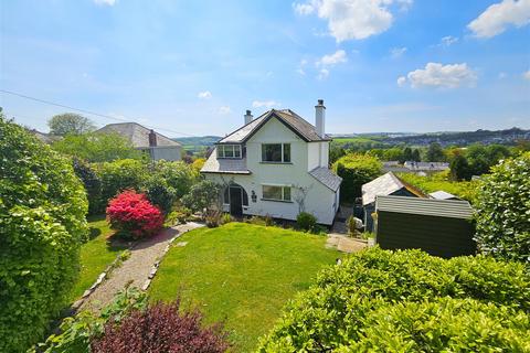 3 bedroom detached house for sale, Whitchurch Road, Tavistock