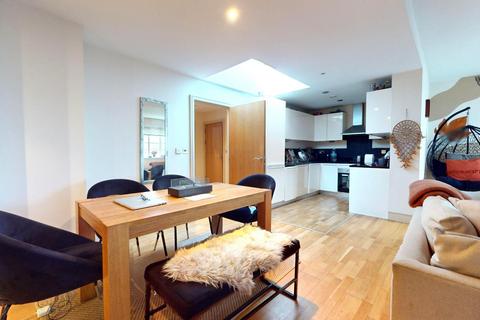Apartment 18, Courtlands Hayes Road, Sully, Penarth, CF64 5QG