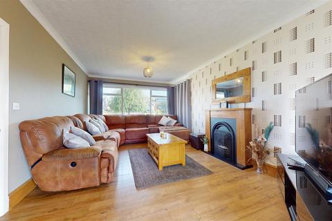 4 bedroom detached bungalow for sale - Dunster Drive, Penarth CF64