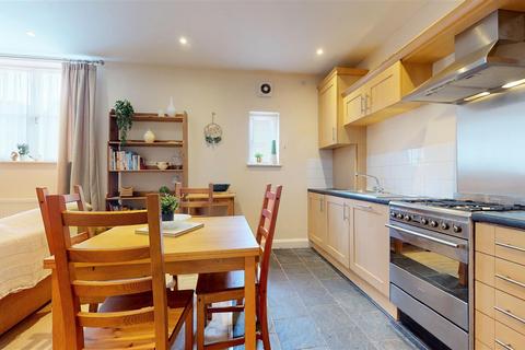 2 bedroom apartment for sale, Woodland Place, Penarth CF64