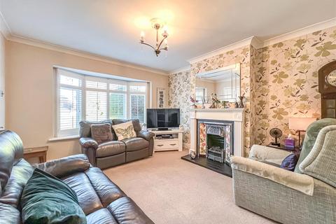 30 Burnham Road, Hullbridge, Hockley, SS5 6BQ