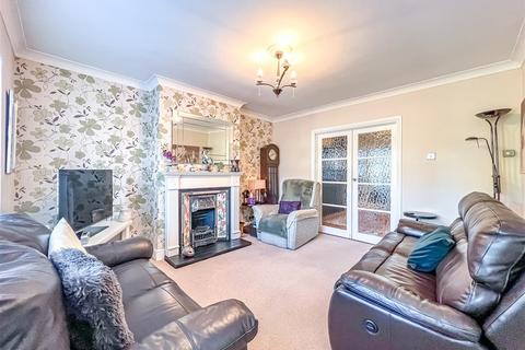 30 Burnham Road, Hullbridge, Hockley, SS5 6BQ