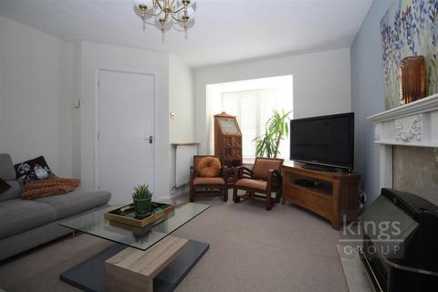 29 Challinor, Church Langley, Harlow, CM17 9XA