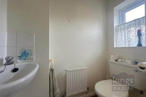 29 Challinor, Church Langley, Harlow, CM17 9XA