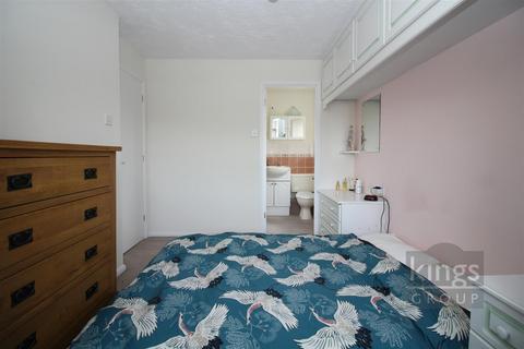 29 Challinor, Church Langley, Harlow, CM17 9XA