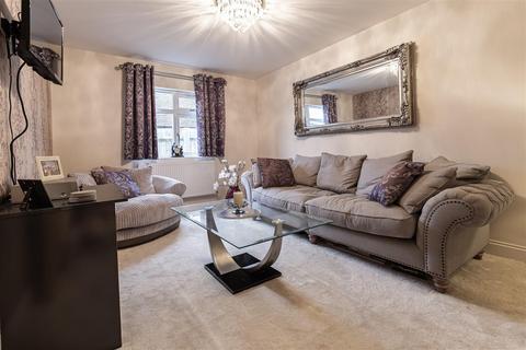 42 Forest Drive, Theydon Bois, Epping, CM16 7EZ