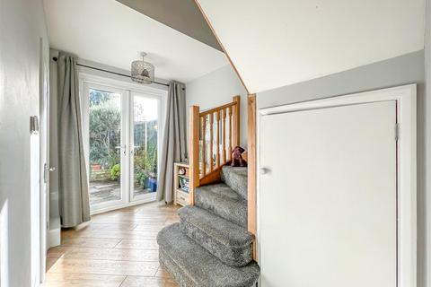 5 Cornhill Avenue, Hockley, SS5 5BY