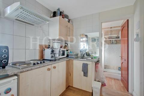 6 bedroom semi-detached house for sale, Dollis Hill Lane, London, NW2