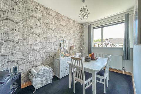 9 Clayspring Close, Hockley, SS5 5AW